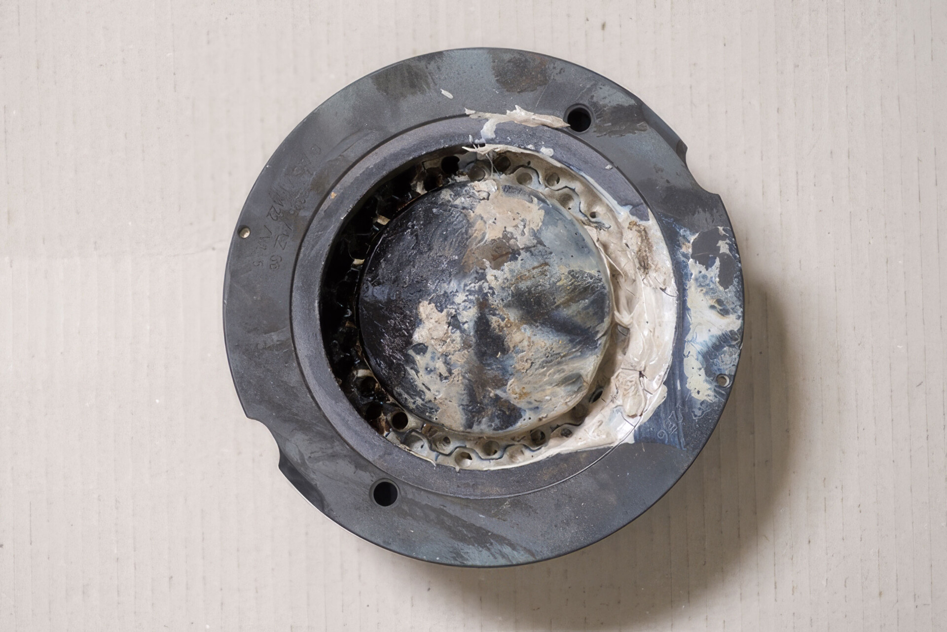 Pyrolyse_vorher-Topaz-Gigapixel-4x-Skalierung